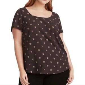 Torrid Summer Top with Foxes Fox Faces Black‎ Button Back Plus Size 3X